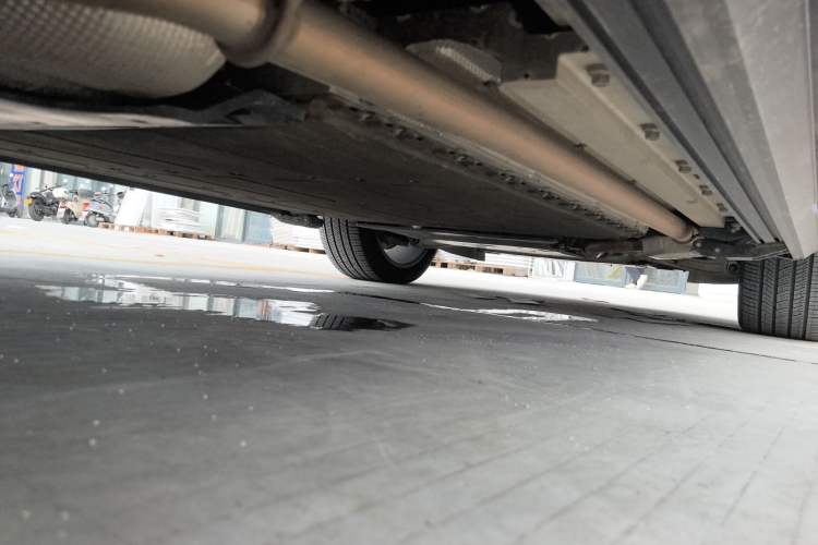 Used Polestones 01 2023 All-Purpose 7-Seater Version Chassis Rear Right