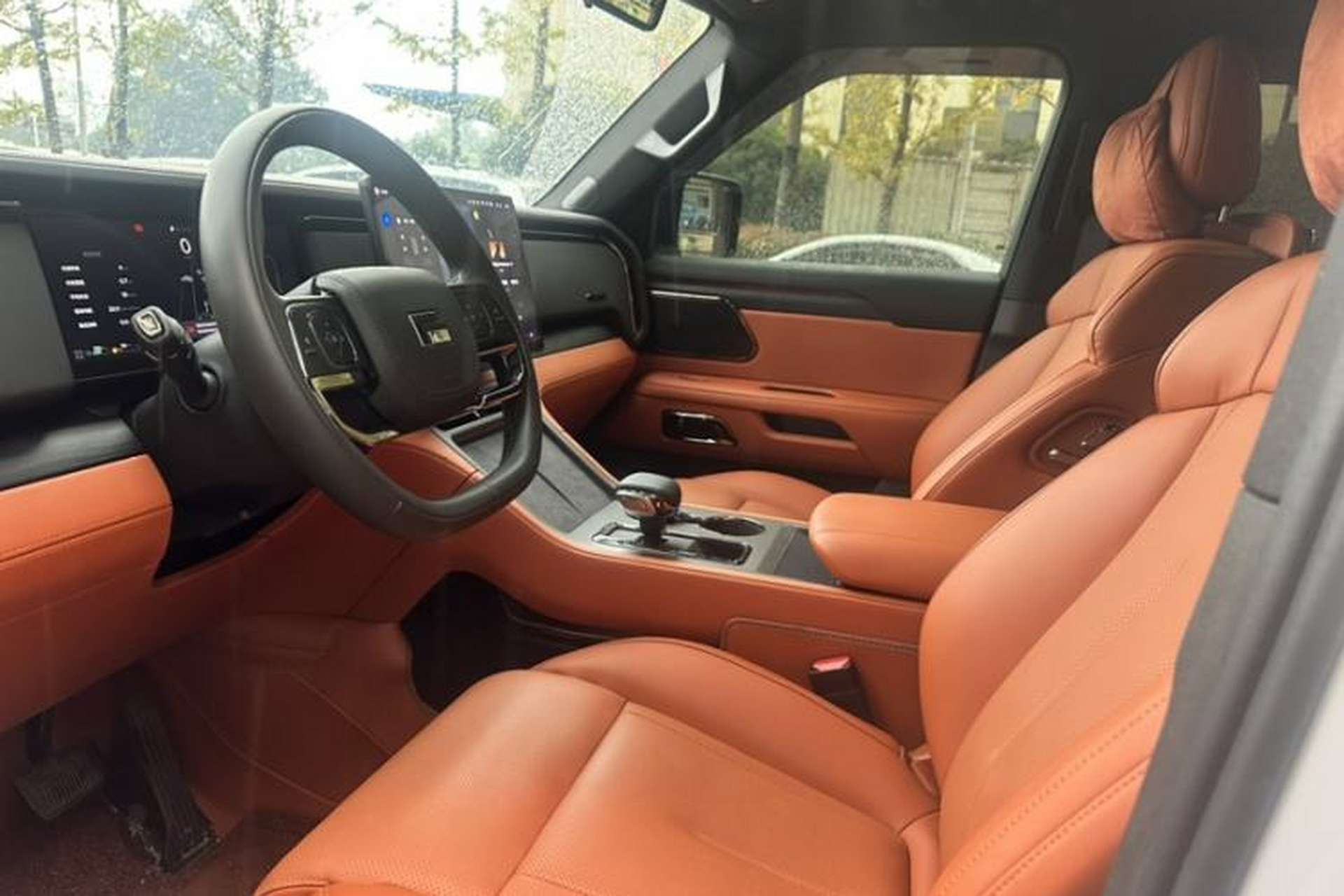 Used Polestones 01 2023 All-Purpose 7-Seater Version Interior 5