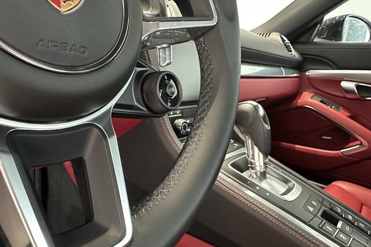 Used Porsche 718 2022 Boxster 2.0T Interior 5