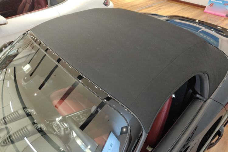 Used Porsche 718 2022 Boxster 2.0T Roof