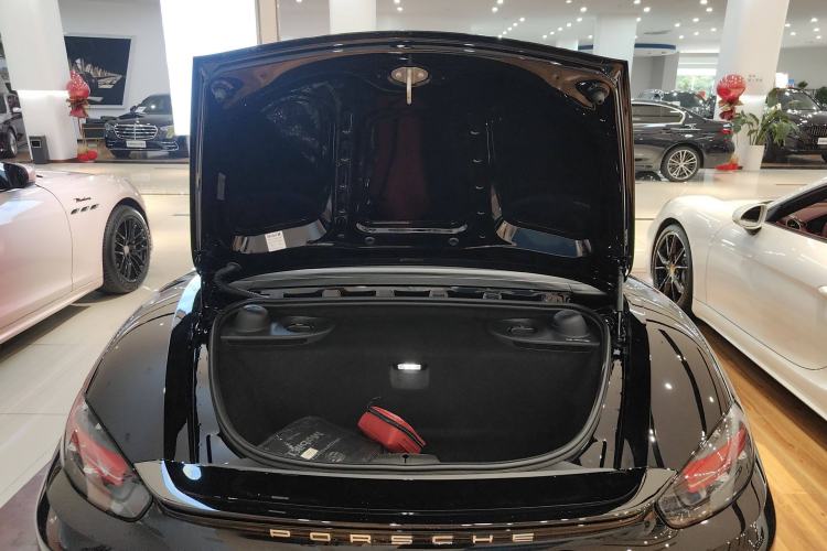 Used Porsche 718 2022 Boxster 2.0T Trunk