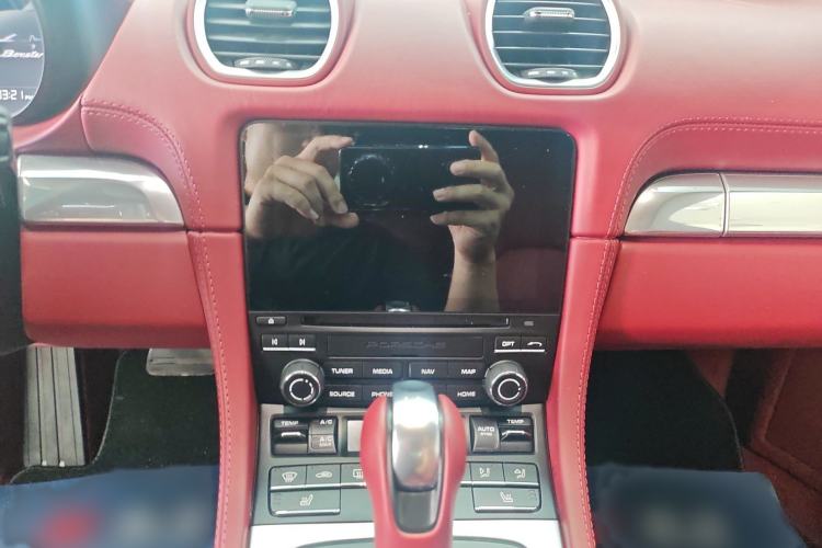 Used Porsche 718 2020 Boxster 2.0T Audio And AC Panel