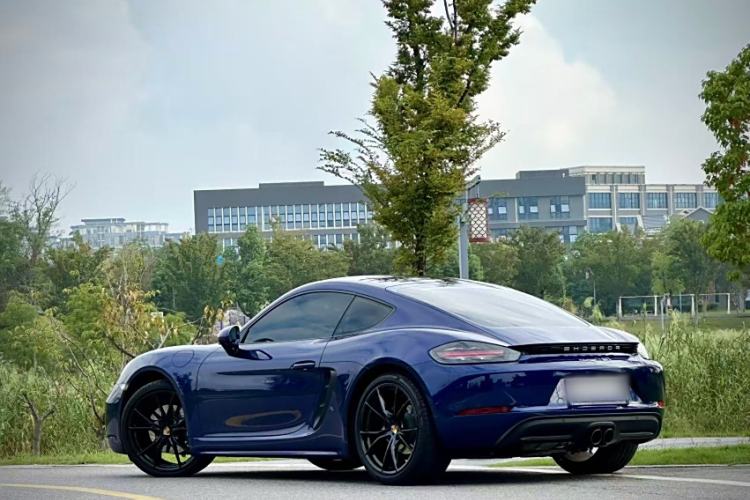 Used Porsche 718 2020 Cayman 2.0T Exterior 3