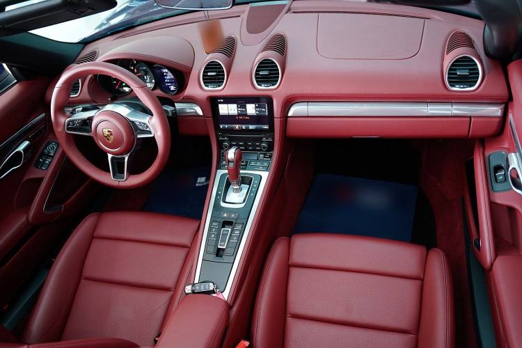 Used Porsche 718 2020 Boxster 2.0T Interior 4