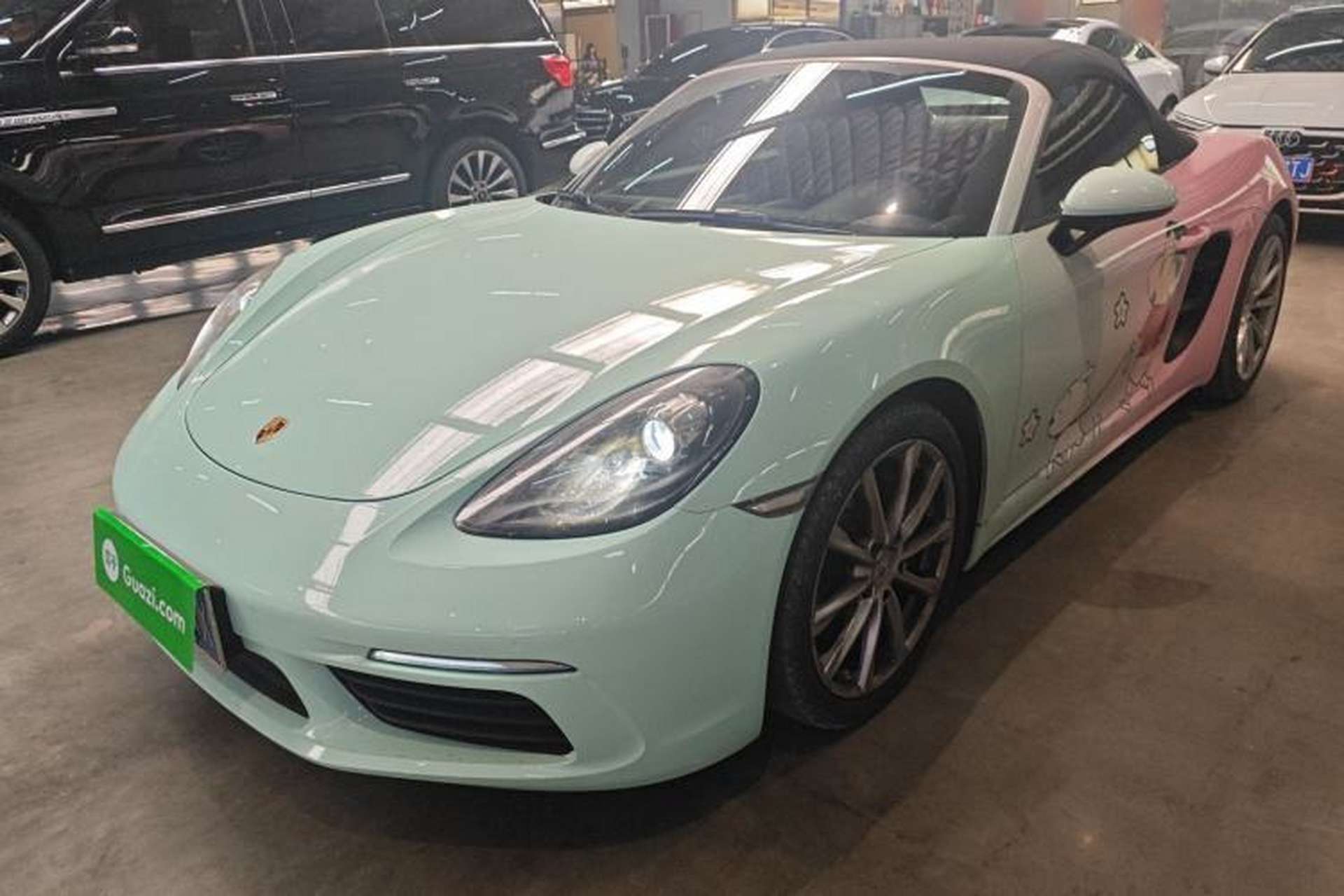 Used Porsche 718 2018 Boxster 2.0T Front Left 45 Deg
