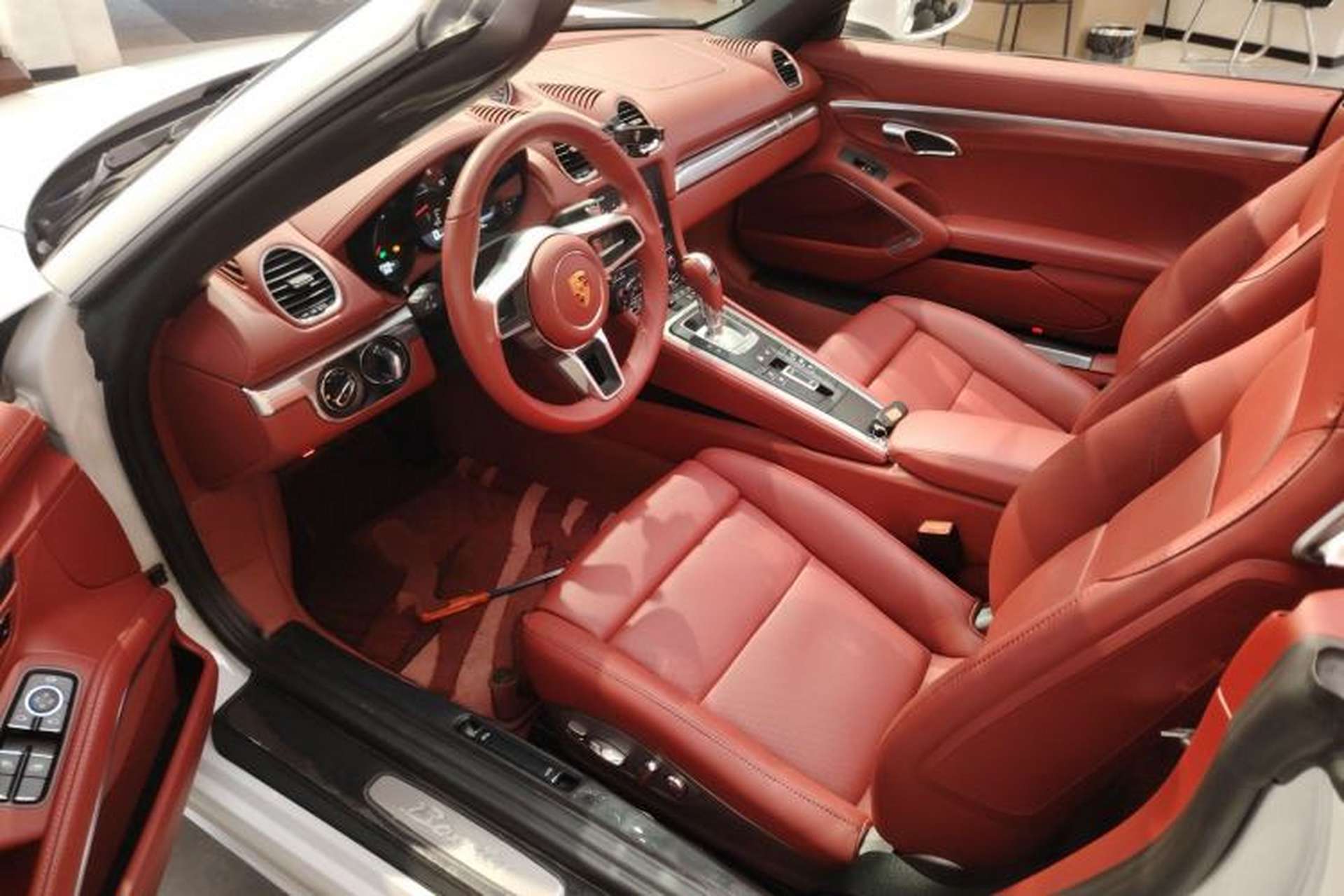 Used Porsche 718 2022 Boxster 2.0T Left Front Seat