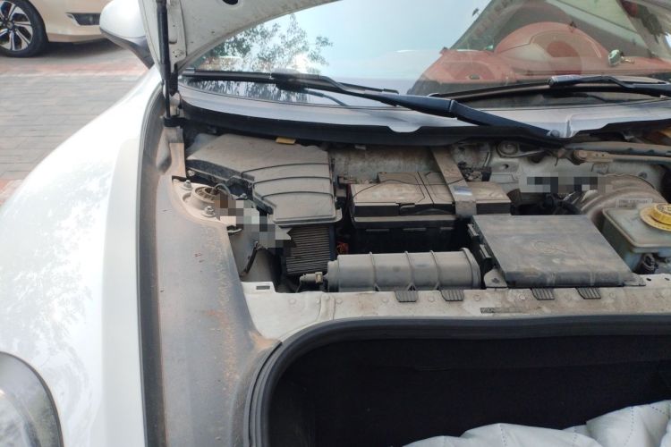 Used Porsche 718  Engine Bay Right
