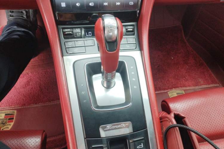 Used Porsche 718  Gear Lever
