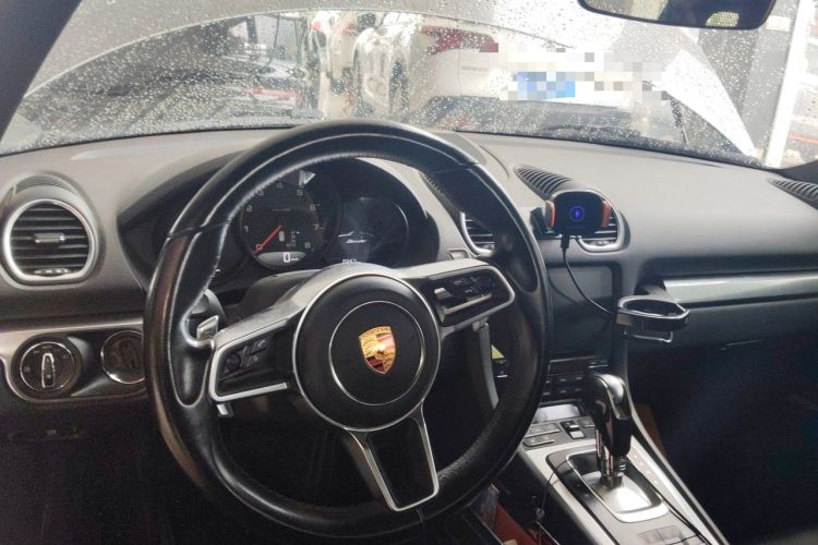 Used Porsche 718 2016 Boxster 2.0T Center Console