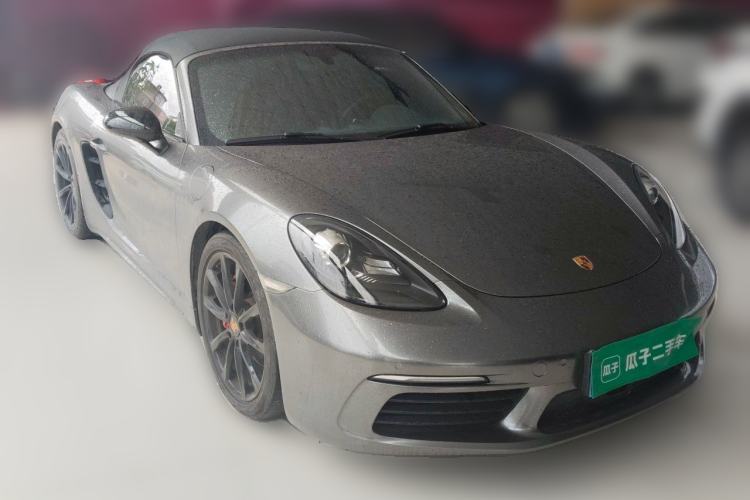 Used Porsche 718 2016 Boxster 2.0T Front Right 45 Deg
