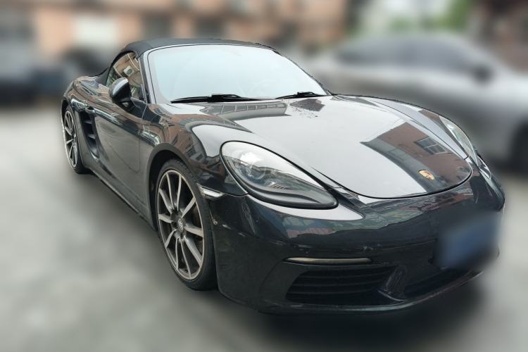 Used Porsche 718 2016 Boxster 2.0T Front Right 45 Deg