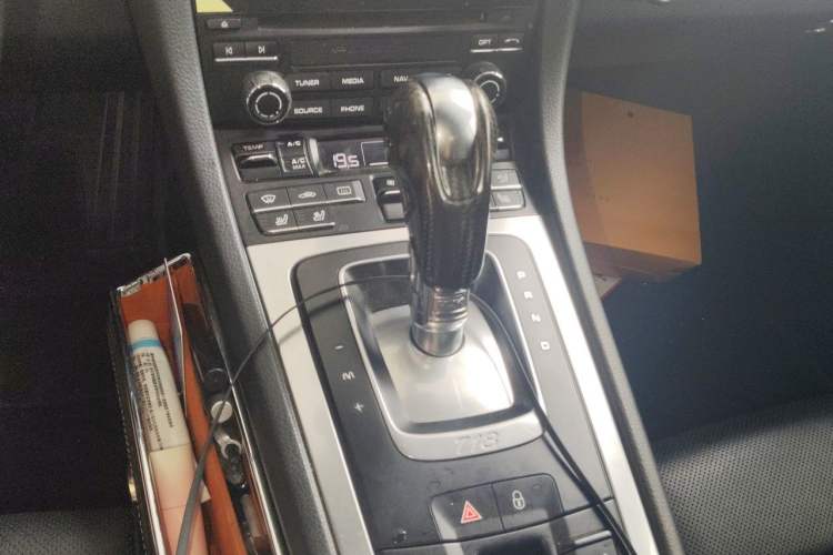 Used Porsche 718 2016 Boxster 2.0T Gear Lever