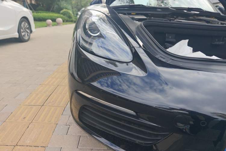 Used Porsche 718 2016 Cayman 2.0T Right Front Headlight