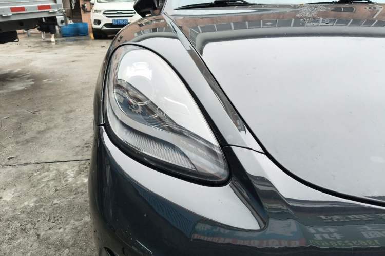 Used Porsche 718 2016 Boxster 2.0T Right Front Headlight