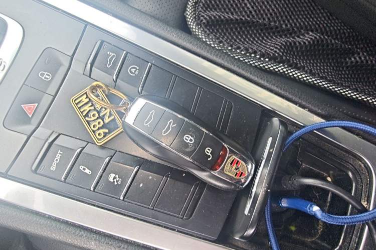 Used Porsche 718 2016 Cayman 2.0T Vehicle Key