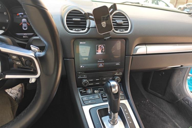 Used Porsche 718 2016 Cayman 2.0T Audio And AC Panel
