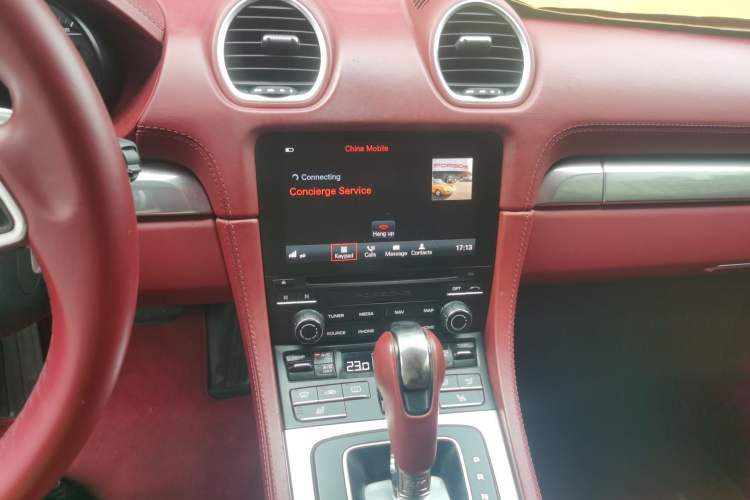 Used Porsche 718 2016 Cayman 2.0T Audio And AC Panel