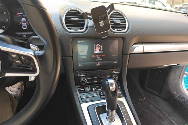 Used Porsche 718 2016 Cayman 2.0T Audio And AC Panel