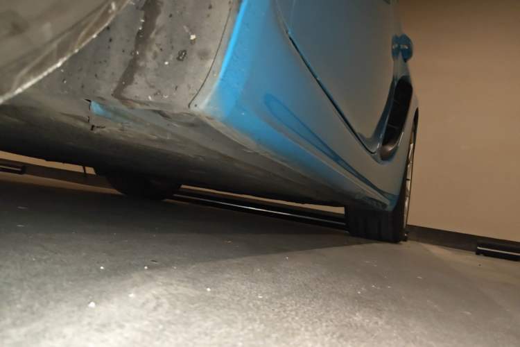 Used Porsche 718 2016 Cayman 2.0T Chassis Front Left