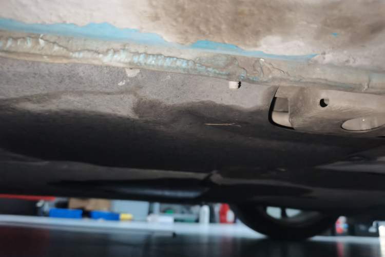 Used Porsche 718 2016 Cayman 2.0T Chassis Front Right