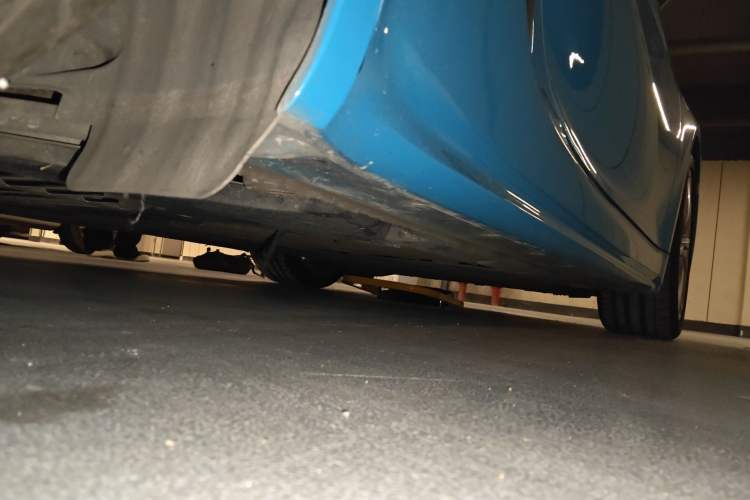 Used Porsche 718 2016 Cayman 2.0T Chassis Rear Right