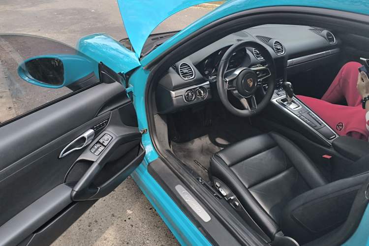 Used Porsche 718 2016 Cayman 2.0T Driver Seat