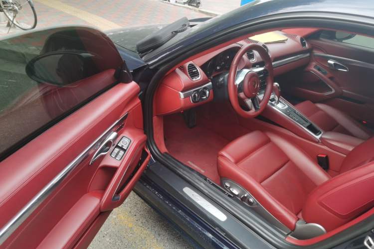 Used Porsche 718 2016 Cayman 2.0T Driver Seat