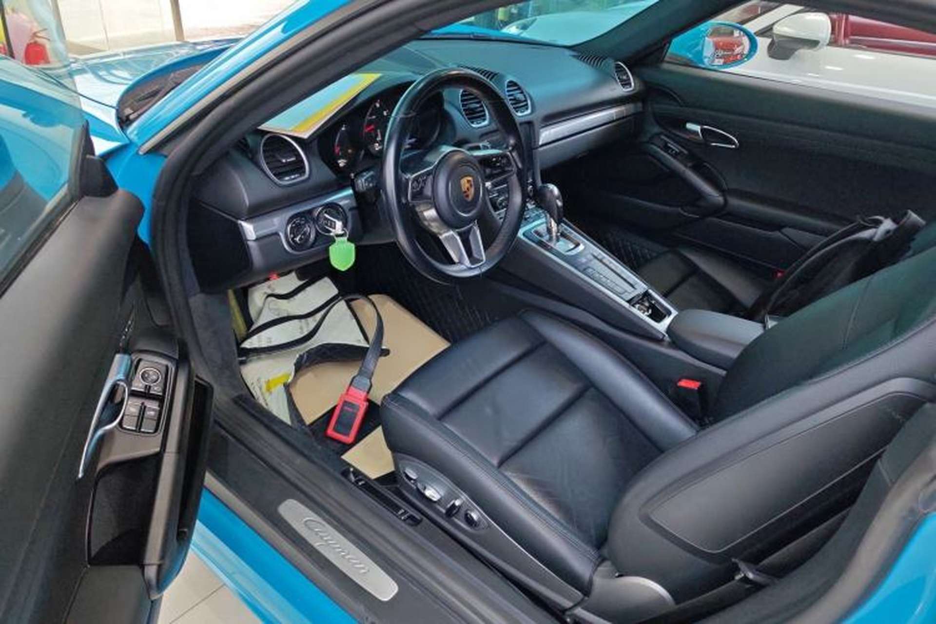 Used Porsche 718 2016 Cayman 2.0T Driver Seat
