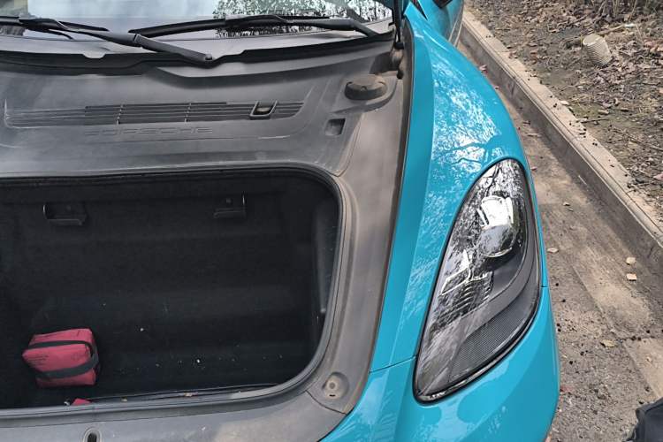 Used Porsche 718 2016 Cayman 2.0T Engine Bay Left