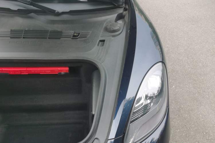 Used Porsche 718 2016 Cayman 2.0T Engine Bay Left