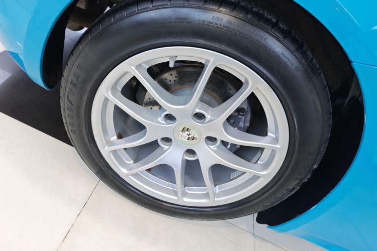 Used Porsche 718 2016 Cayman 2.0T Exterior 5