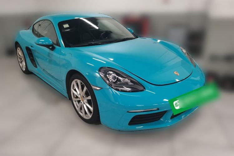 Used Porsche 718 2016 Cayman 2.0T Front Right 45 Deg