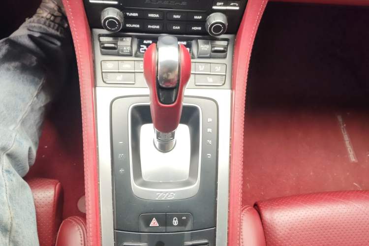 Used Porsche 718 2016 Cayman 2.0T Gear Lever
