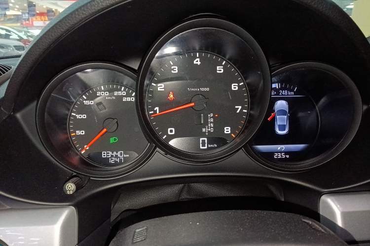 Used Porsche 718 2016 Cayman 2.0T Instrument Cluster