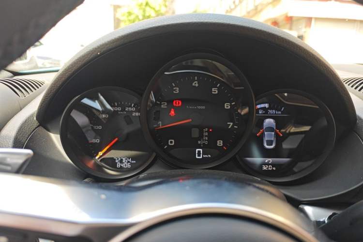Used Porsche 718 2016 Cayman 2.0T Instrument Cluster