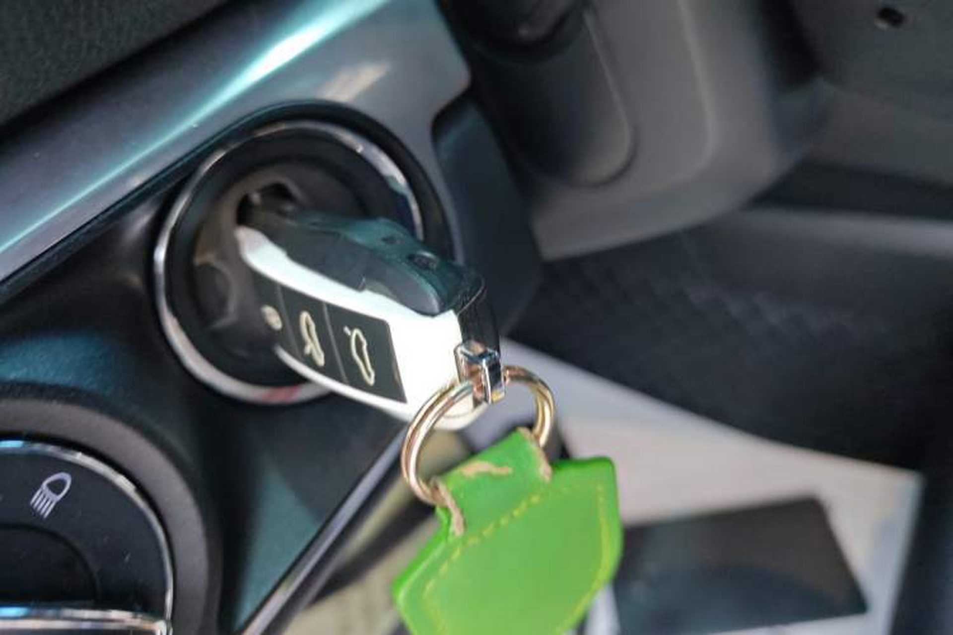 Used Porsche 718 2016 Cayman 2.0T Interior 1