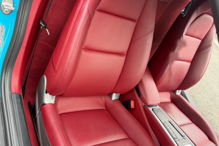 Used Porsche 718 2016 Cayman 2.0T Interior 2