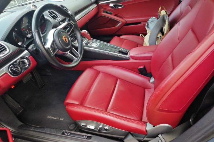 Used Porsche 718 2016 Cayman 2.0T Left Front Seat
