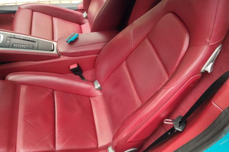 Used Porsche 718 2016 Cayman 2.0T Left Front Seat