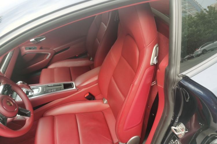 Used Porsche 718 2016 Cayman 2.0T Left Rear Seat