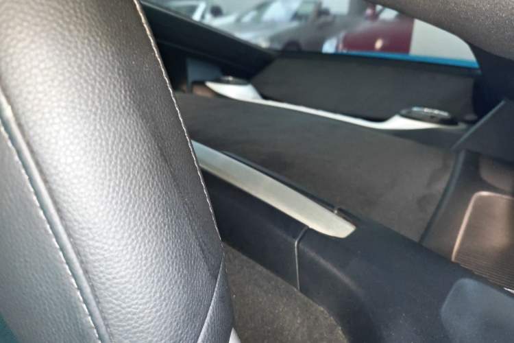 Used Porsche 718 2016 Cayman 2.0T Left Rear Seat
