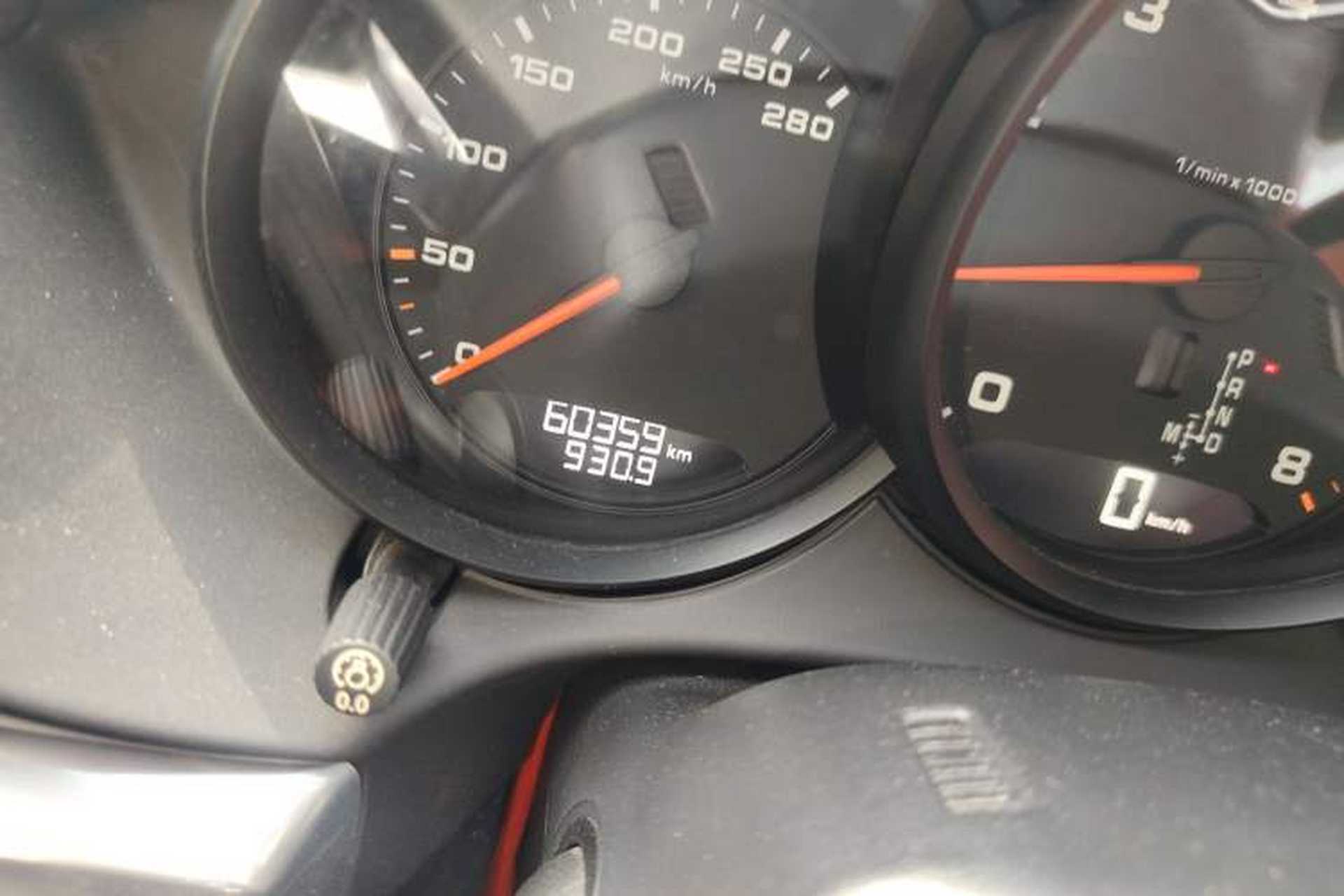 Used Porsche 718 2016 Boxster 2.0T Odometer Close Up