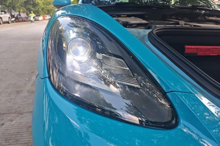 Used Porsche 718 2016 Boxster 2.0T Right Front Headlight