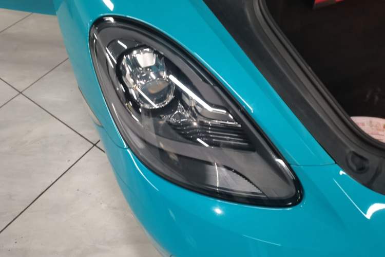 Used Porsche 718 2016 Cayman 2.0T Right Front Headlight