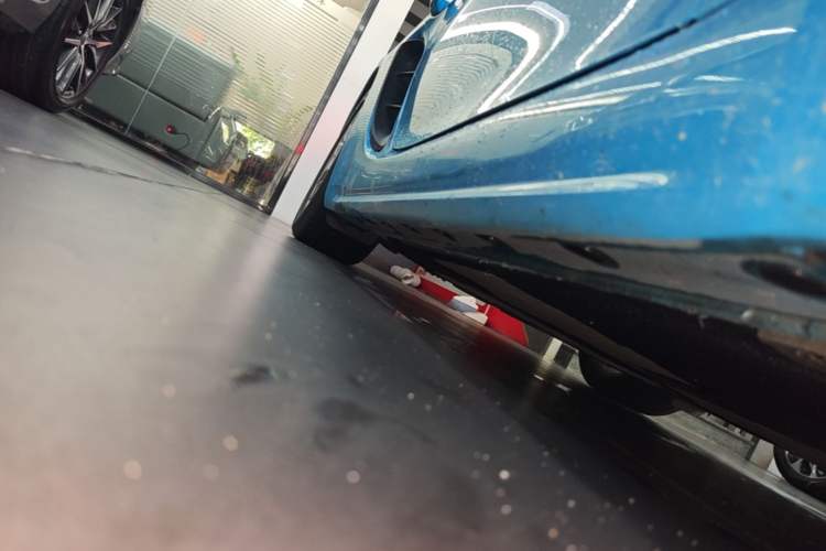 Used Porsche 718 2016 Cayman 2.0T Right Side Sill