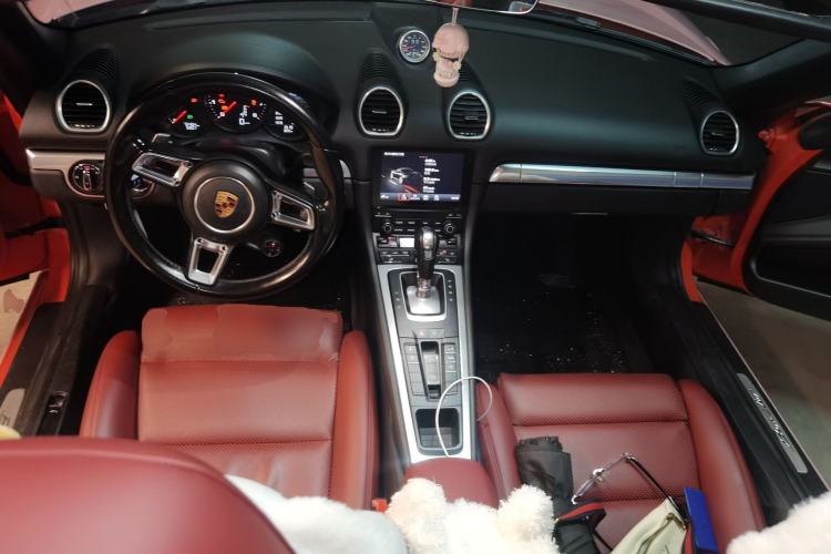 Used Porsche 718 2016 Boxster 2.0T Center Console