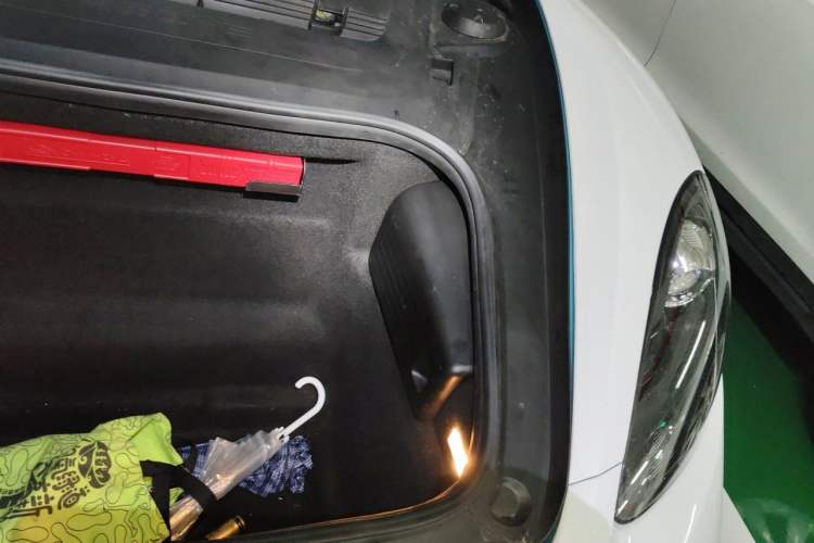 Used Porsche 718 2016 Cayman 2.0T Engine Bay Left