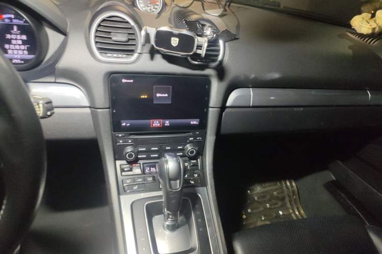 Used Porsche 718 2016 Cayman 2.0T Audio And AC Panel
