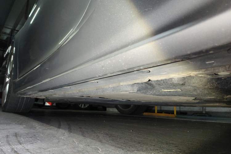 Used Porsche 718 2016 Cayman 2.0T Chassis Rear Left