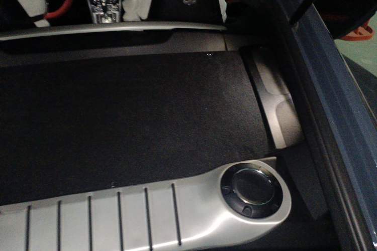 Used Porsche 718 2016 Cayman 2.0T Engine Bay Left